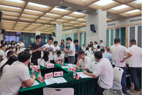 QQ20251017-153928.png